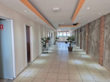 Salo comercial em pavimento superior