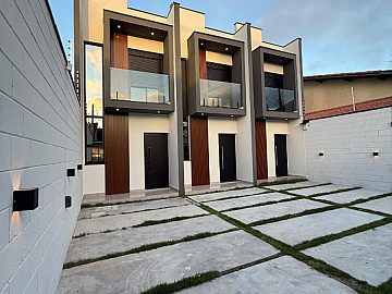 Excelente sobrado novo � venda