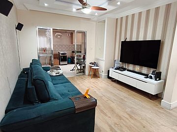 Sobrado no Condomnio Solar dos Pssaros