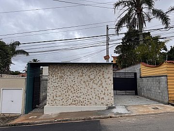 Sobrado de 95m� em Condom�nio