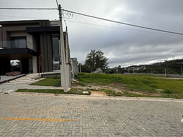 Terreno plano no Condom�nio Real Park II