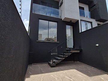 Excelente sobrado novo - Botujuru