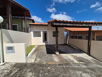 Casa t�rrea � venda no Condom�nio Ville Geneve